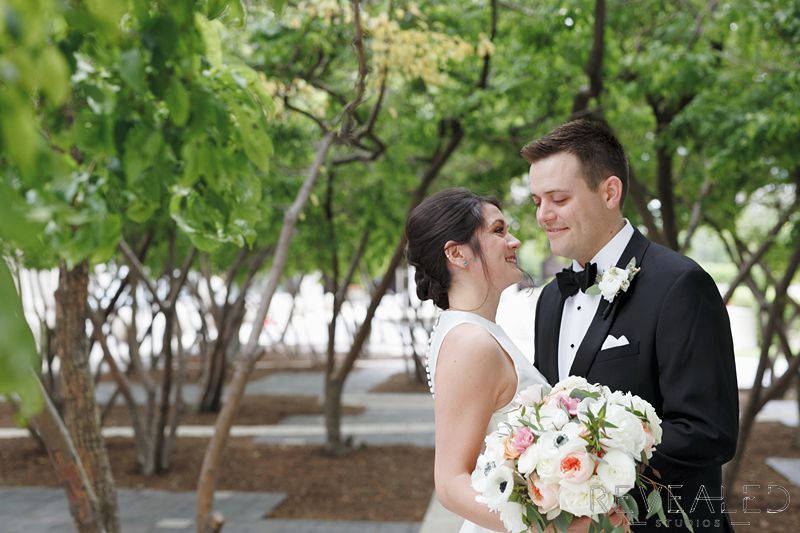 bride and groom wedding photos