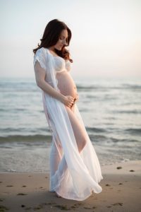 outdoor maternity photography